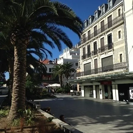Biarritz, 3 Pieces, 6 Personnes - Fr-1-3-406